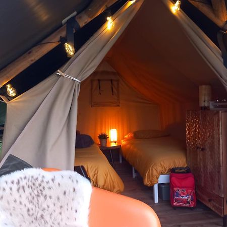 Safari Lodge 'Linge-Zicht' Tiel Eksteriør bilde